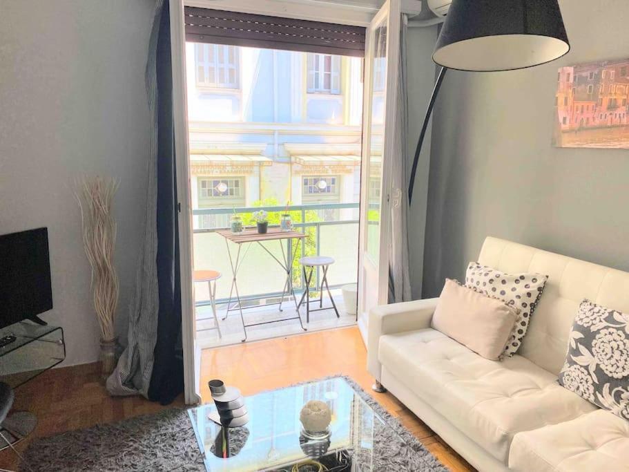 2Bdr Olympianzeus Apt With Netflix Atena Exterior foto